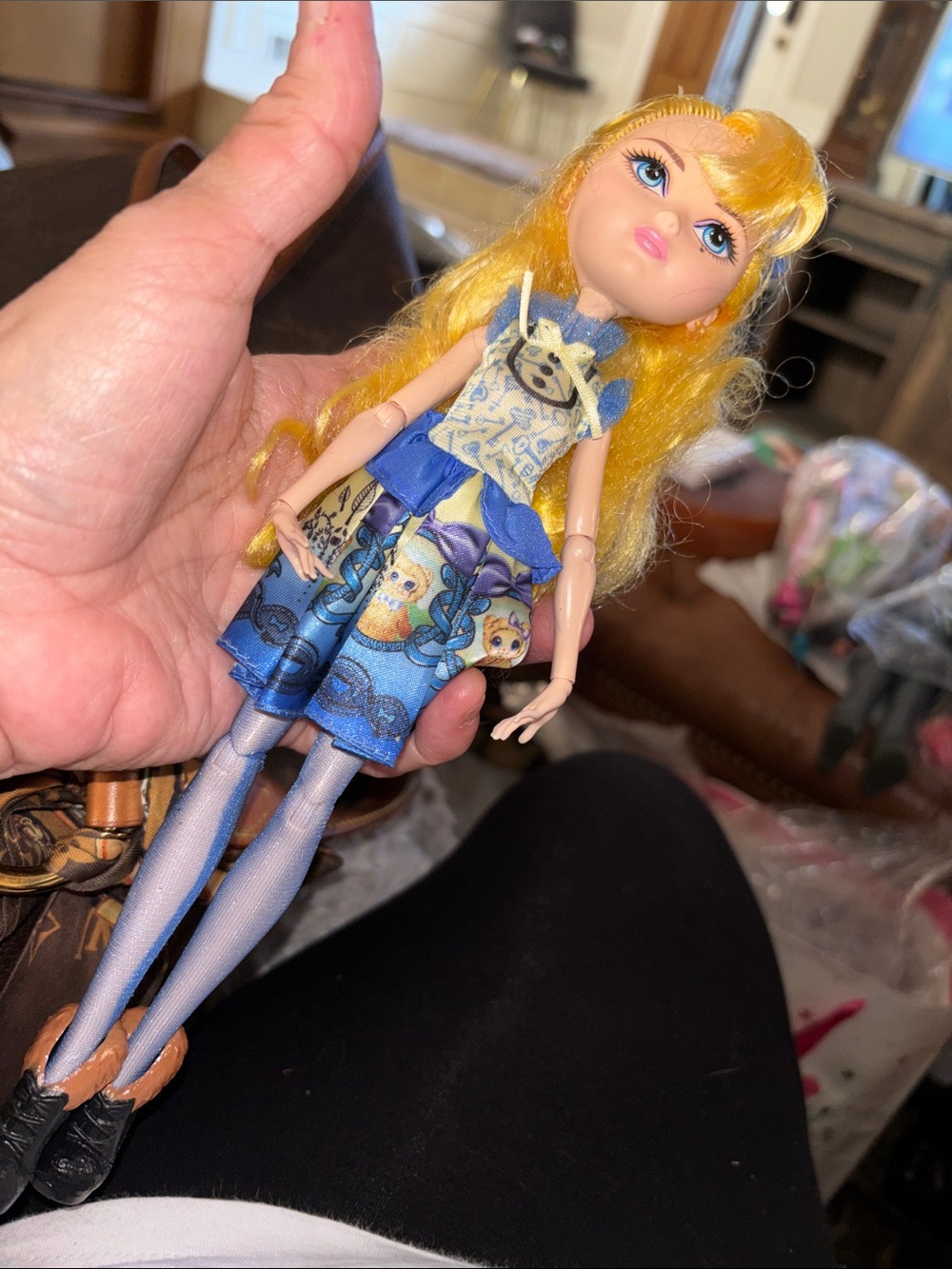 Ever After High: collectible doll (Blondie Lockes)